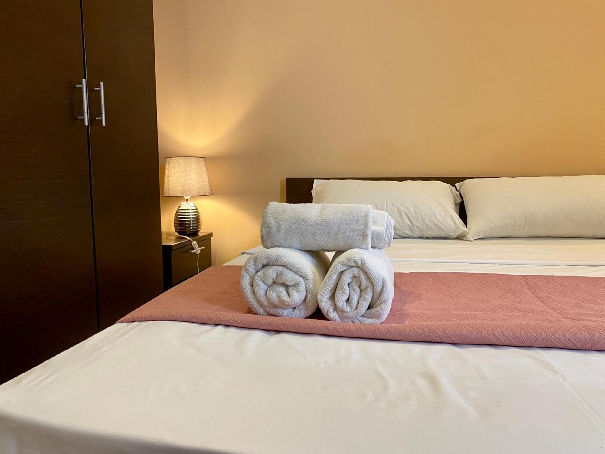 Malta Paradise Central Accomodation Hotel San Ġiljan Kültér fotó