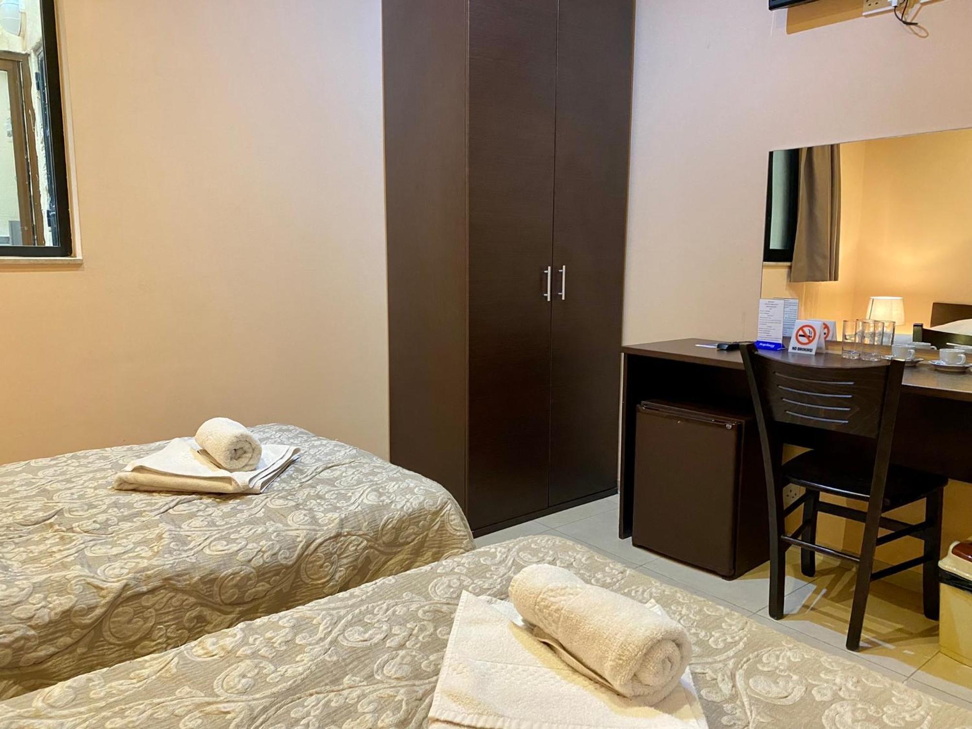 Malta Paradise Central Accomodation Hotel San Ġiljan Kültér fotó
