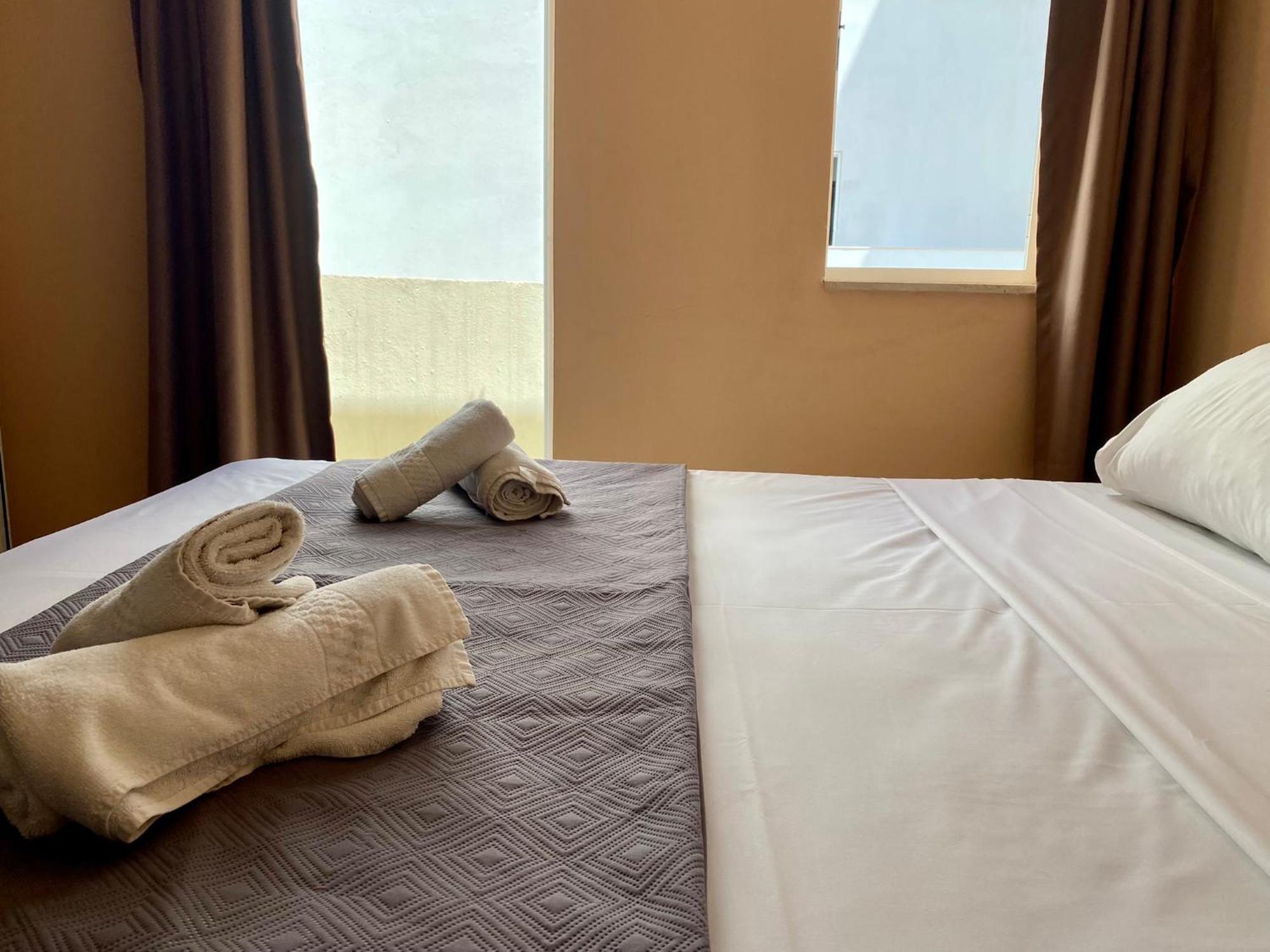 Malta Paradise Central Accomodation Hotel San Ġiljan Kültér fotó