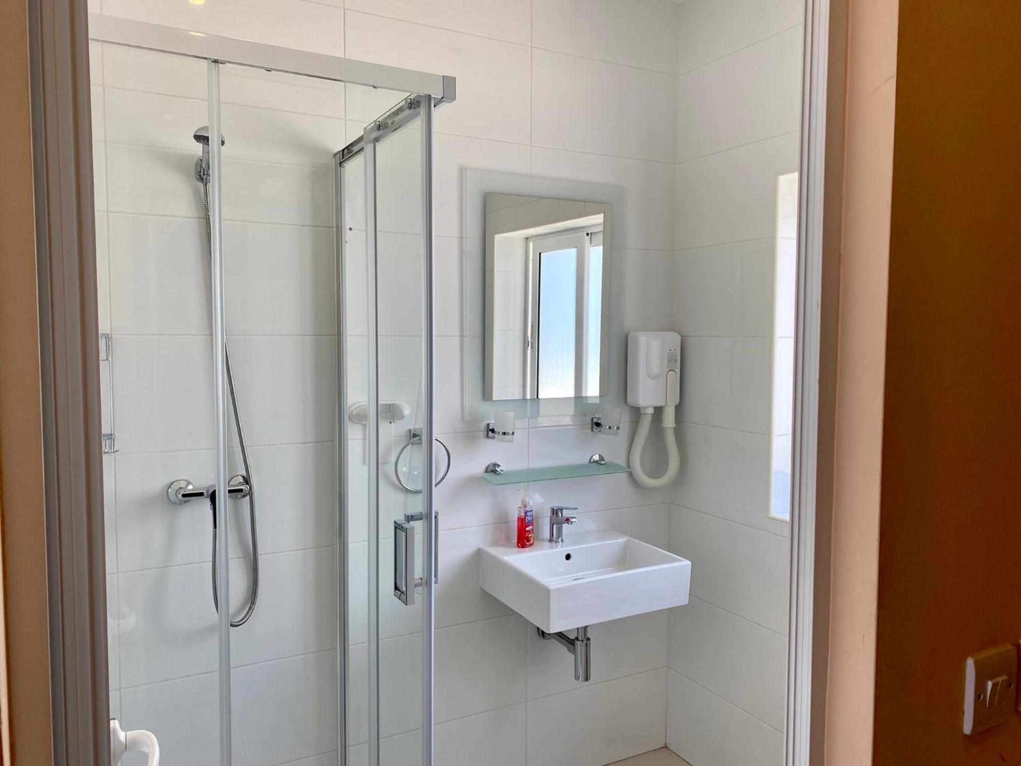 Malta Paradise Central Accomodation Hotel San Ġiljan Kültér fotó